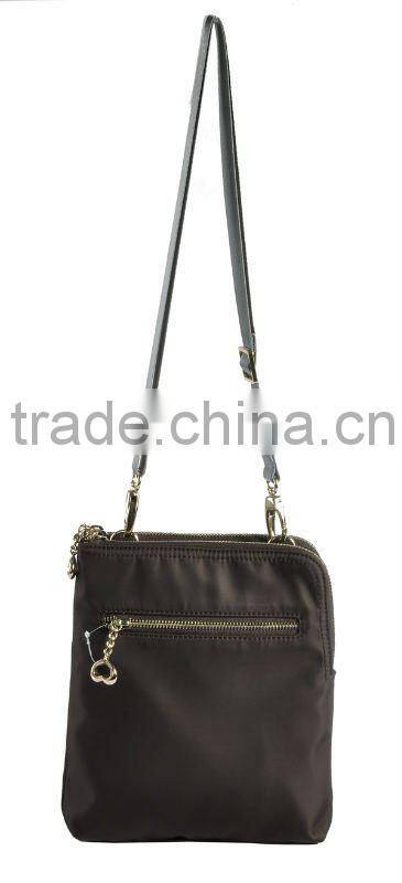 New Design Nylon Leisure Shoulder bag 2012!