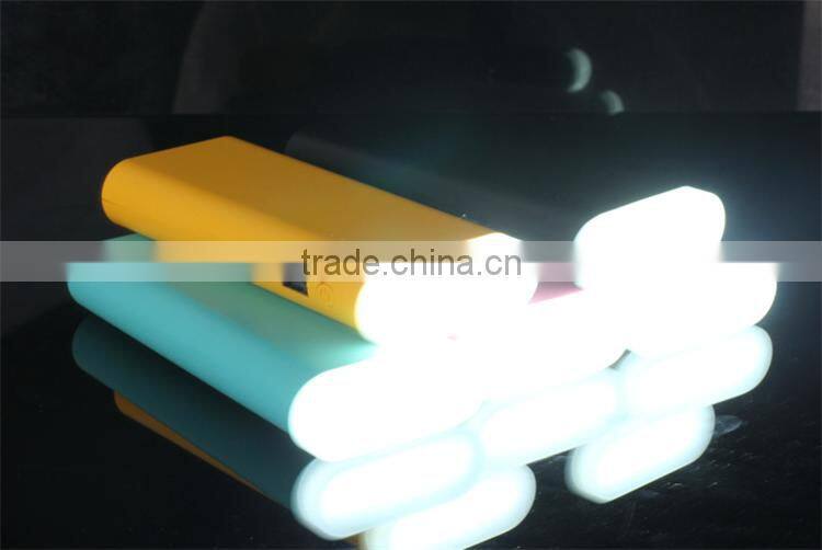 new products Flash led light 26000mah power bank for huawei mate 8