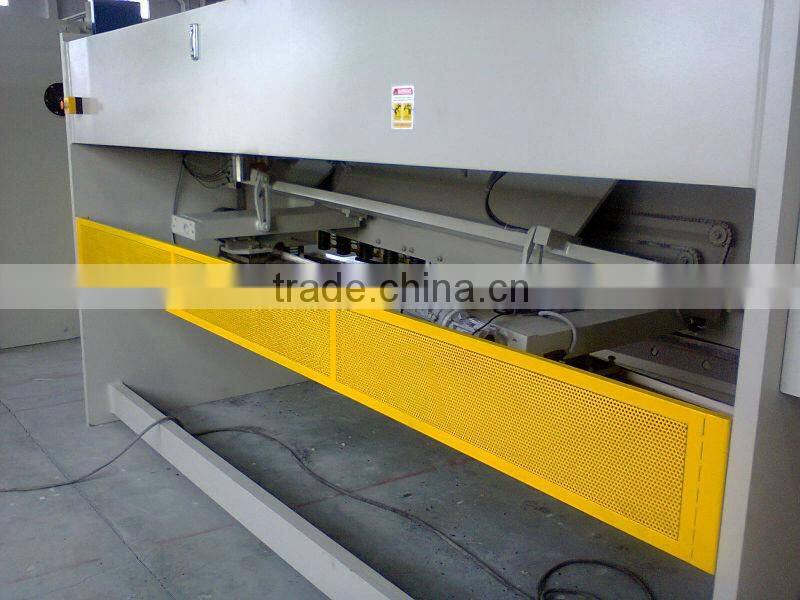 Hydraulic CNC guillotine plate shearing machine