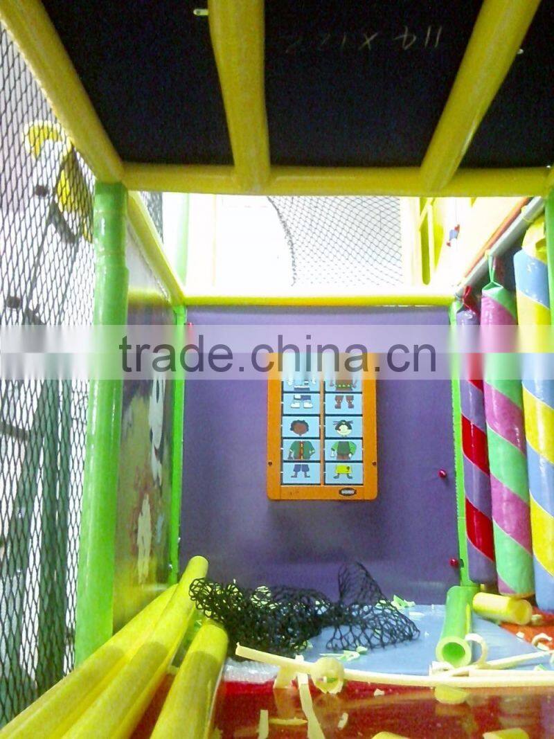 PLAYGROUND PROTECTION TUBE, SOFT FOAM TUBE