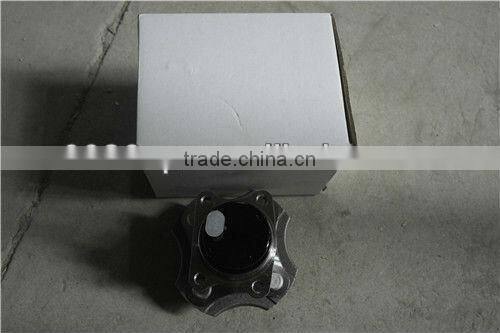 Good quality & Low price Auto Sare Parts 1014003295 rear wheel hub with ABS for Geely MK