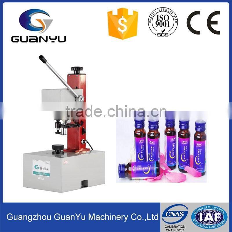 Fully pneumatic autoamtic grade plastic caps capping and screwing machine