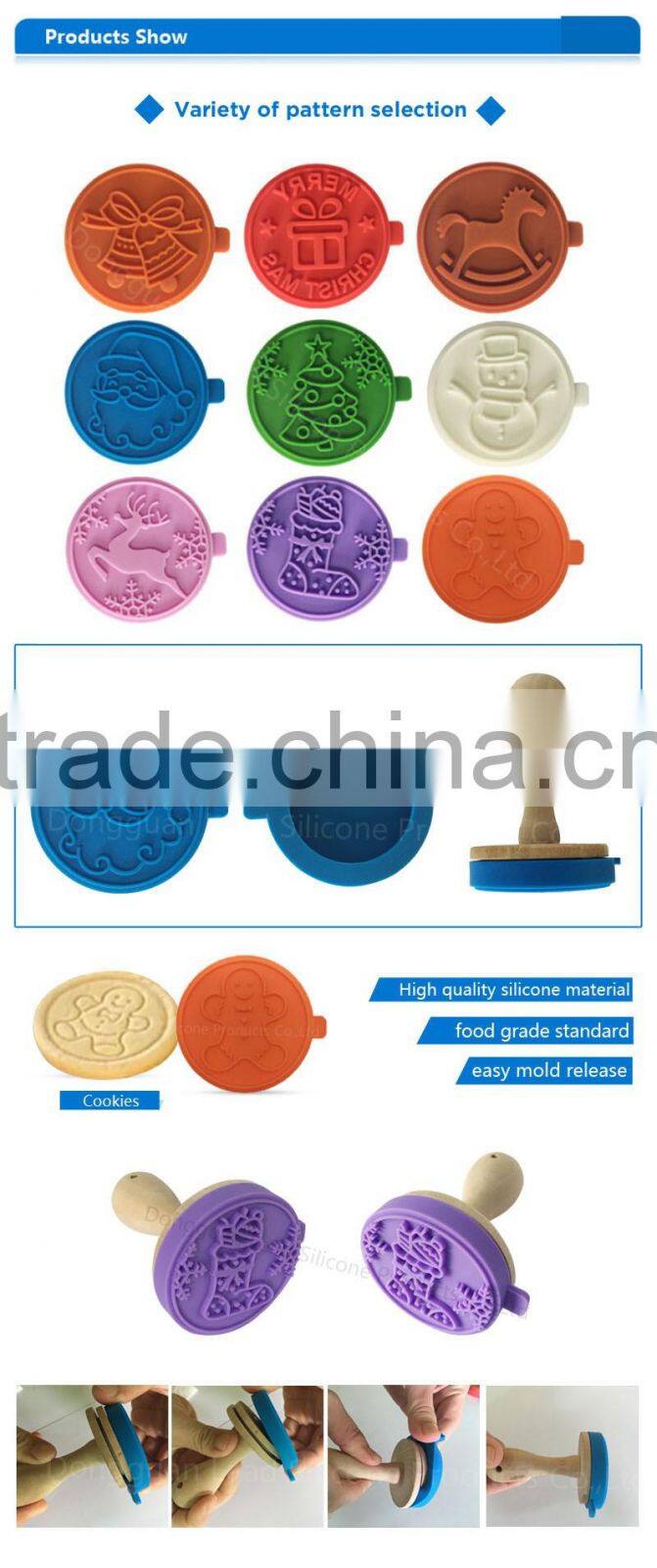 FDA High quality christmas moose shaped wood handle custom silicone cookie stamp