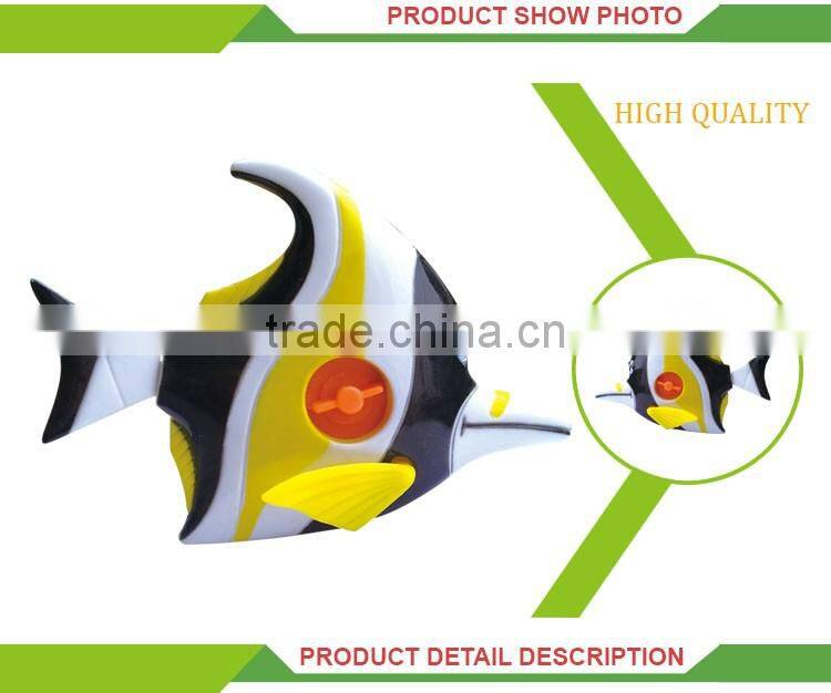 Top selling cartoon pull string swimming small plastic toy fish
