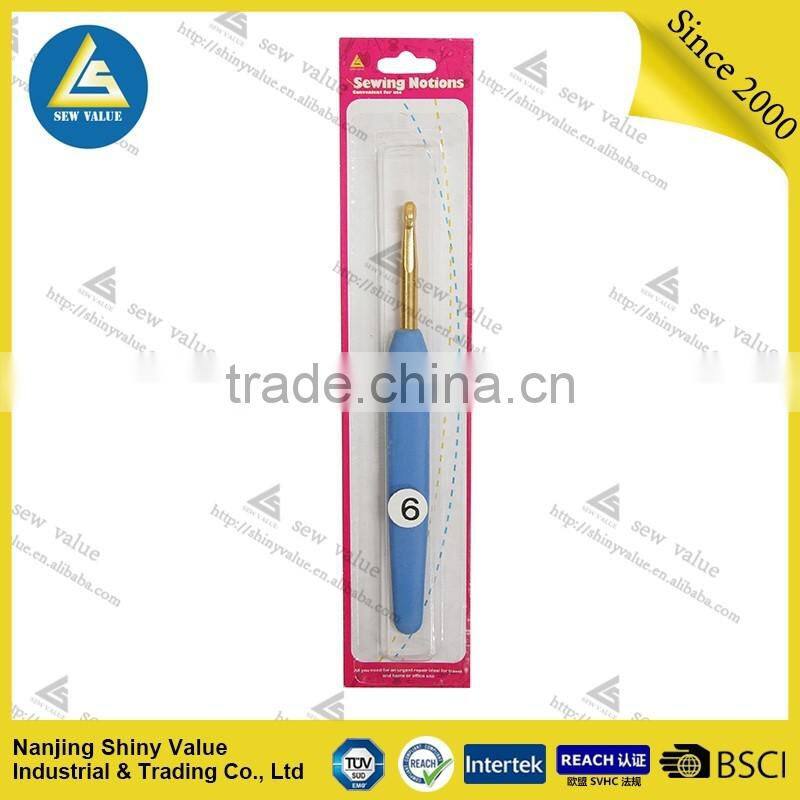 1 pack needlework golden aluminum crochet hook with colorful plastic hand