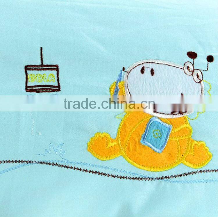 Eco-friendly cotton material comfortable lovely printed cheap kids bed set