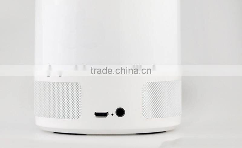 Fashion jewelry mini bluetooth speaker with led light