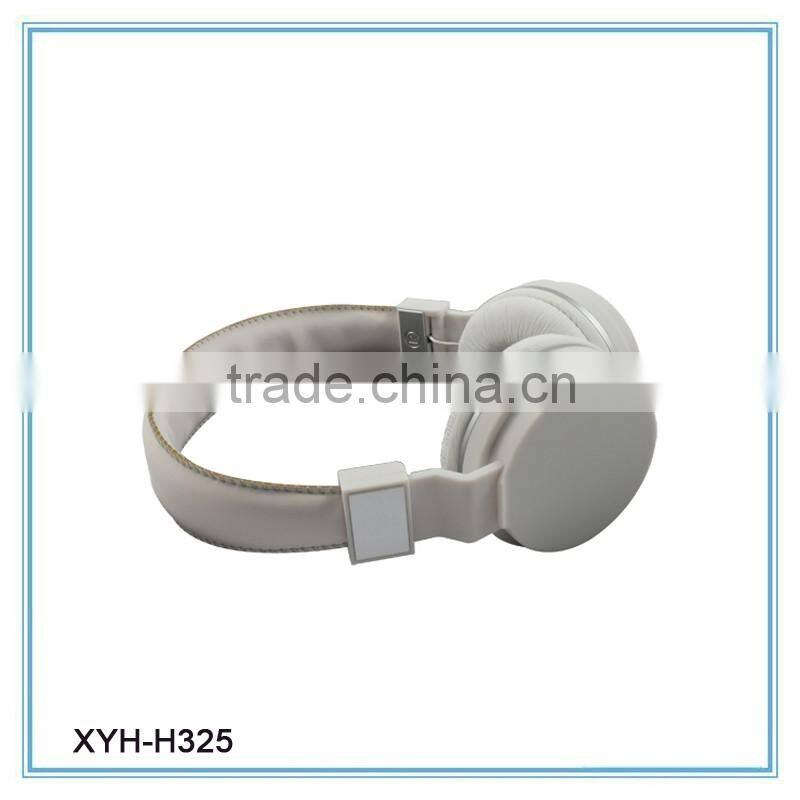 2015 high quality and best stylish custom branded headphone