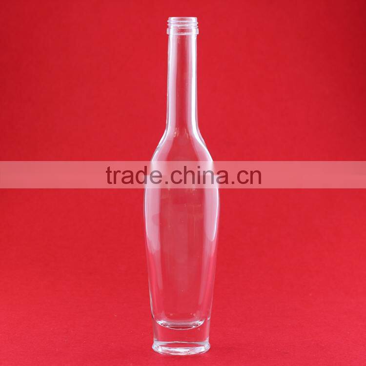 Beverage industrial use and glass material glass sauce bottle