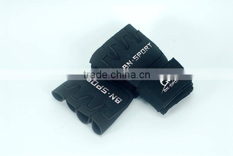 2016 Wholesale High quality UFC MMA Gloves Wining Sports Twins Fighting Training Grant Kickboxing Sparring Gloves In PU leather