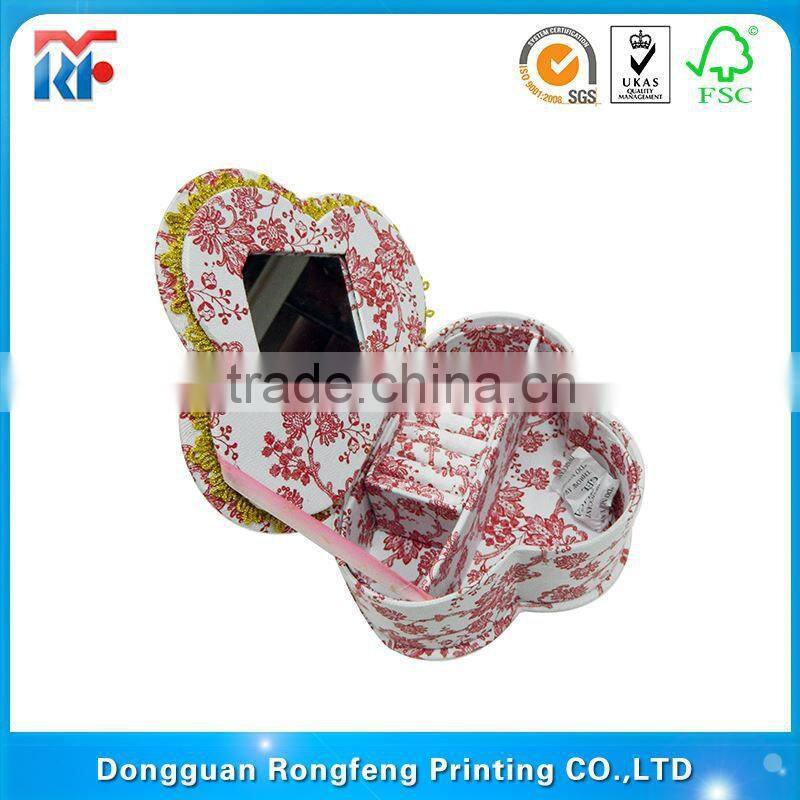 to facilitate travel jewelry box