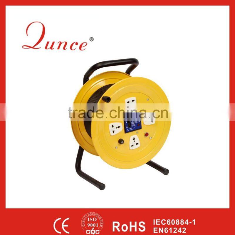 25m 4gang fused Cable reel with circuit breaker QC8130