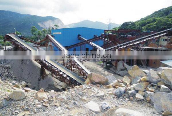 Vibrating Long Conveyor Belt Conveyor for sale