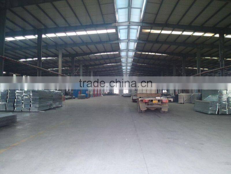 Curved green stadium fence for sale