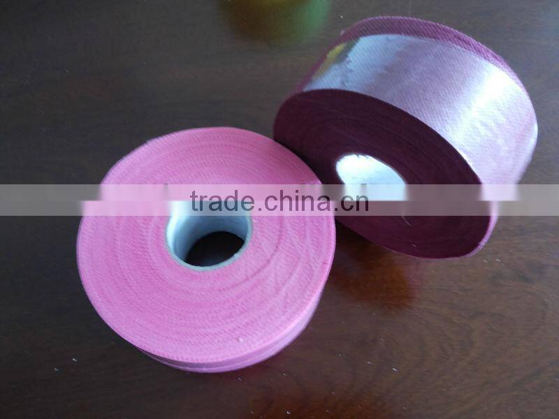 short width nonwoven fabric