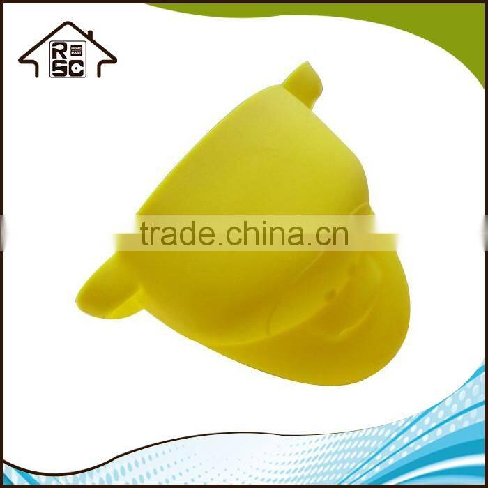 NBRSC Cute Monkey Design Pliable Silicone Pot Holder Silicone Glove Oven Mitt