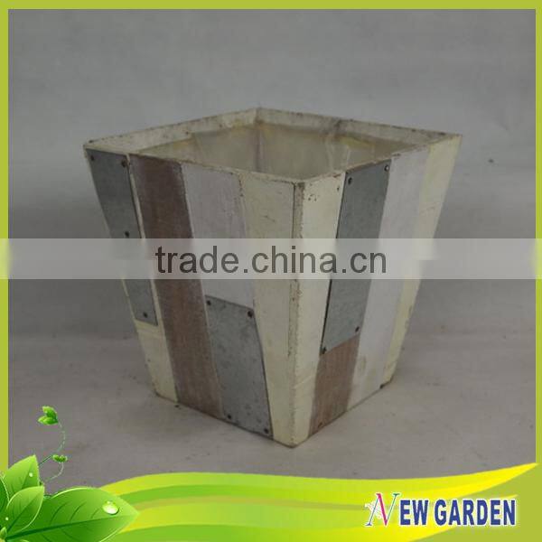 Advanced materials unique sturdy handmade wooden wall basket