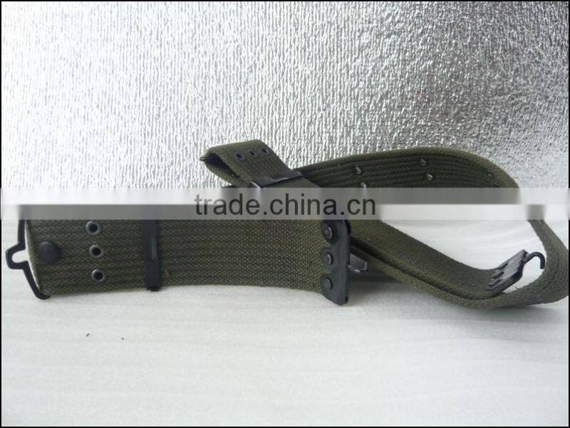 Military belt with metal bunkle