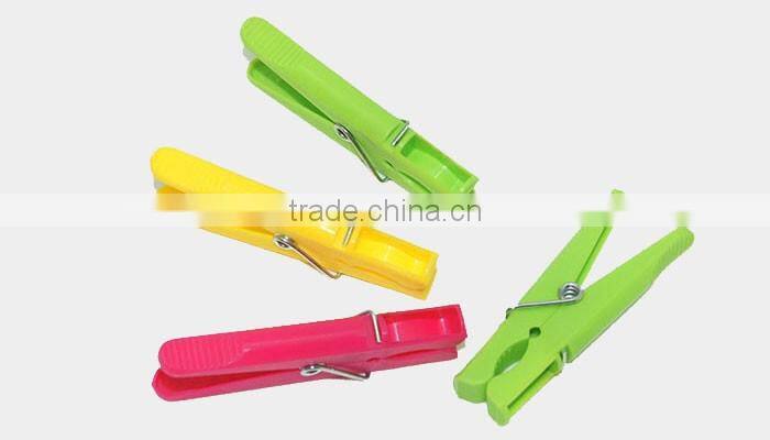 hot selling pretty PP material promotional and pretty plastic peg