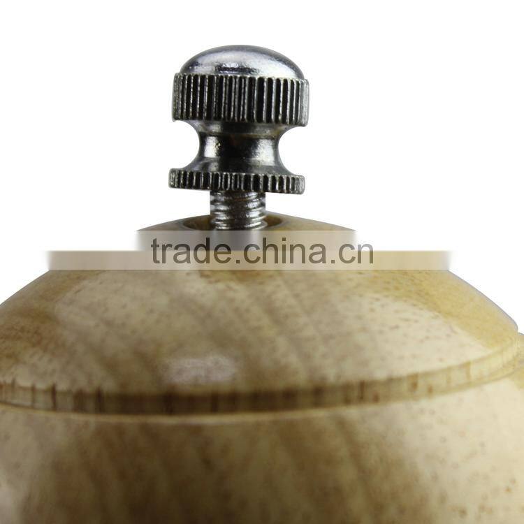 high quality manual wooden pepper grinder