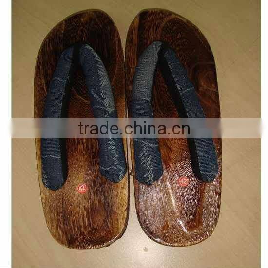 hot sell newest Japanese wood slipper black