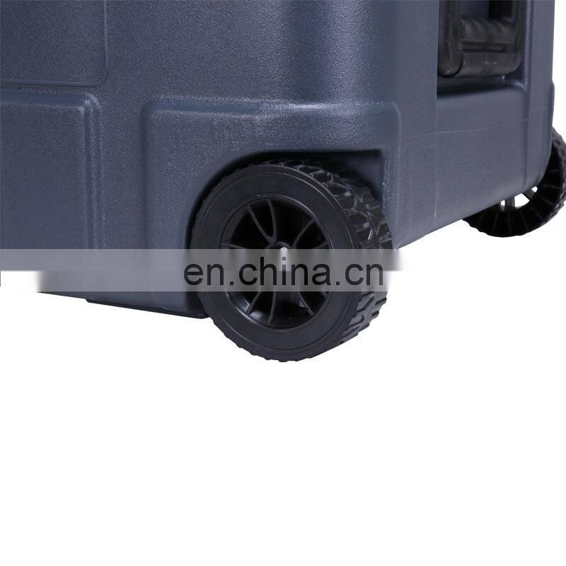 GINT 65L Hot Selling Beach Party Fishing Ice Chest Big Cooler Box with Wheels