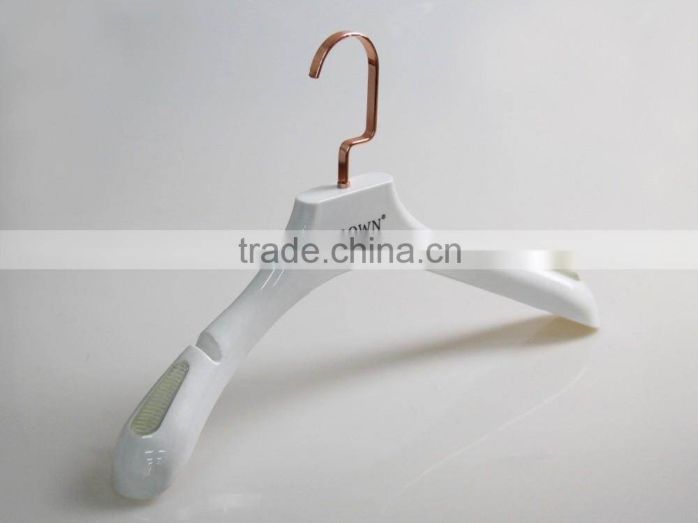 white plastic clothes hanger suit hanger