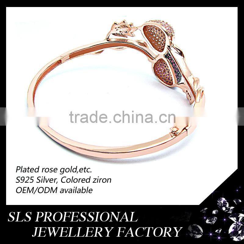 Fashion lover's gift heart in heart design for ladies bangle silver custom rhinestone heart charm bangles