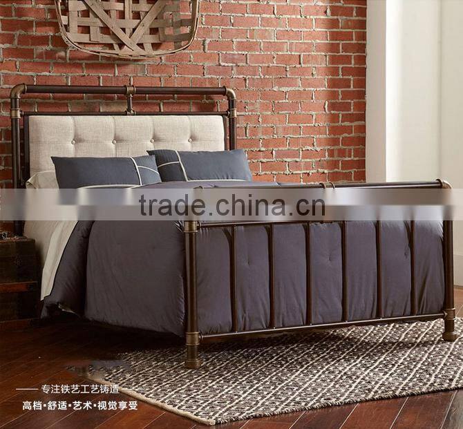 Morden style vintage wrought iron soft pack bed special offer in stock