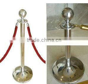 new stainless steel stanchion with ropes