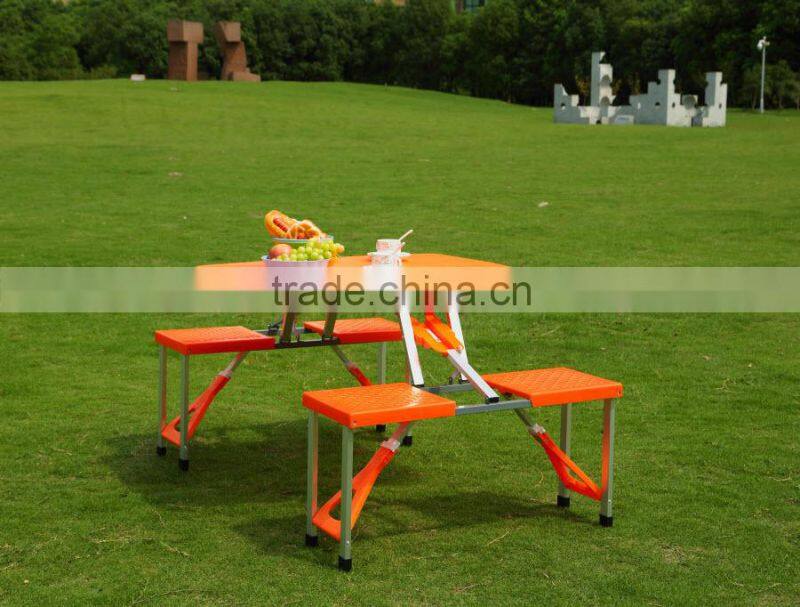 Portable Folding Outdoor Camp Suitcase Picnic Table with 4 Seats