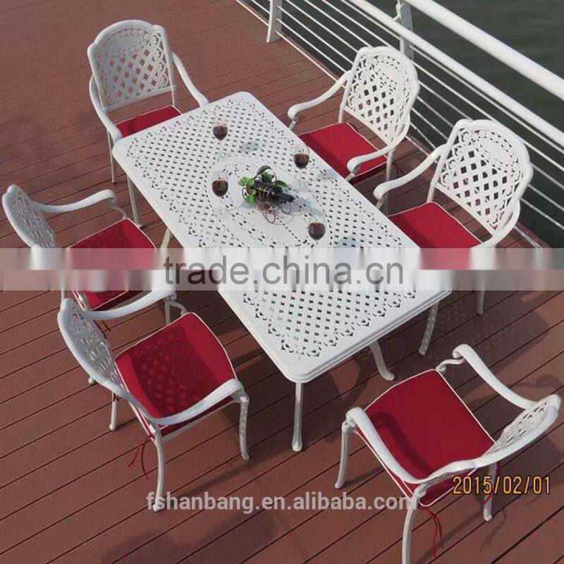 Cheap White Wrought Cast Iron outdoor table and chair
