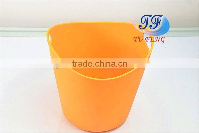 FOLDABLE WATER BARREL, Easy clean food grade pack away folding collapsible silicone bucket