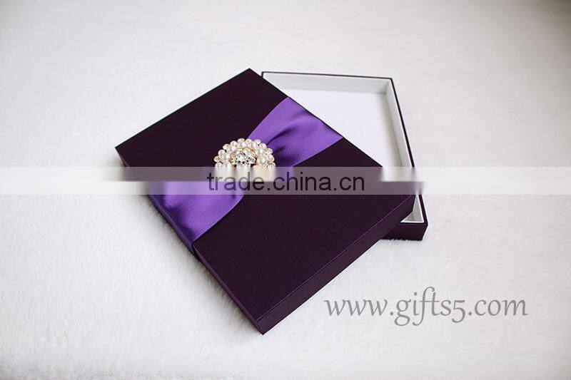 Gracefull Handmade purple wedding invitation gift boxes