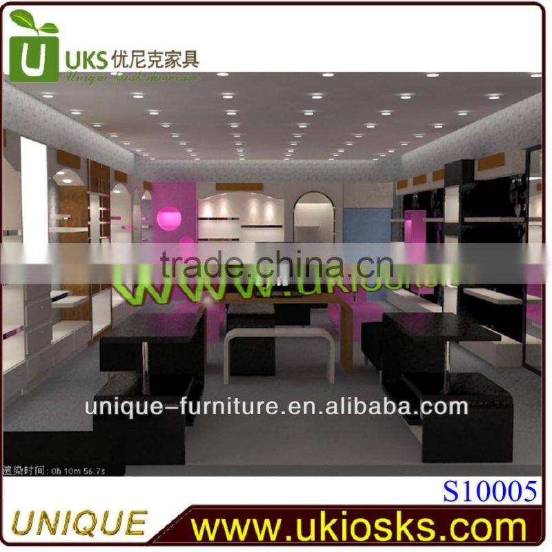 ON DRESS AND DEPORTMENT store shoe display&display stand for glove&acrylic hat display stand