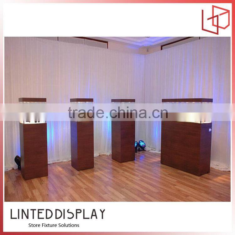 Commercial retail display shelves with glass doors