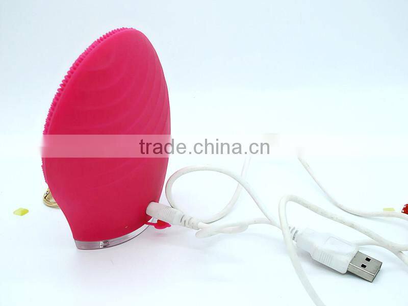 popular 2015 soft silica gel Skin Vibration Slimmer Face cleansing massager functional