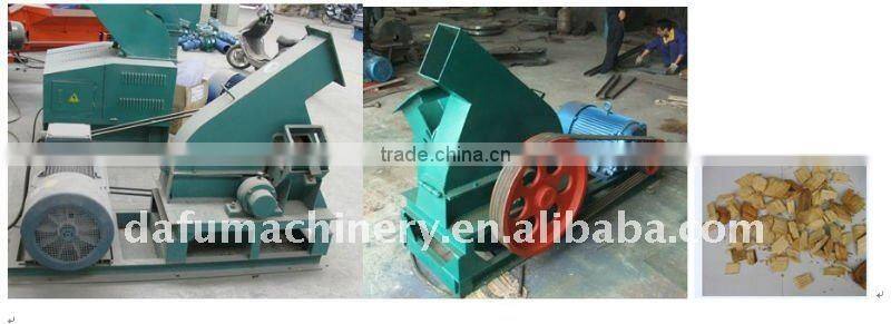 Industrial wood log/branch chipper machine