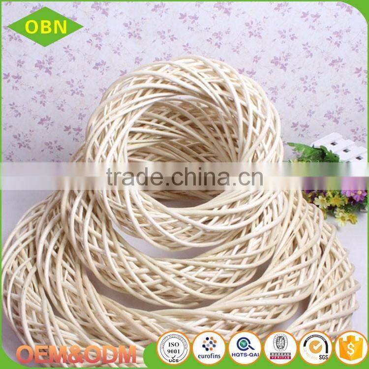 Wholesale Outdoor Wicker Christmas crafts cheap bulk natural willow wreath decoration