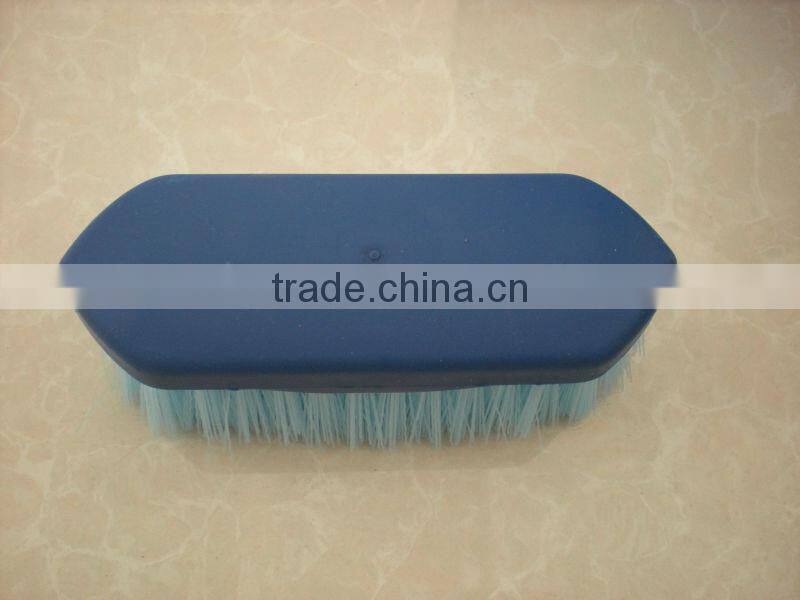 horse cleaning brush set