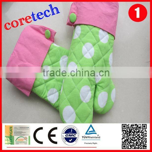 Hot sale Heat resistant durable silicone oven glove factory