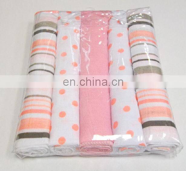 2017 Cotton Printed Gauze Diapers/Nappies Eco-friendly Fabric Printed Muslin Blanket Reusable Cloth Diaper