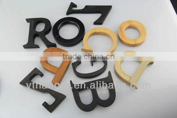 IY-480 white cheap wood scarf hanger