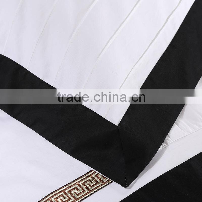 Black and white 100% cotton luxury embroidered hotel bedding set professional commercial bed linen