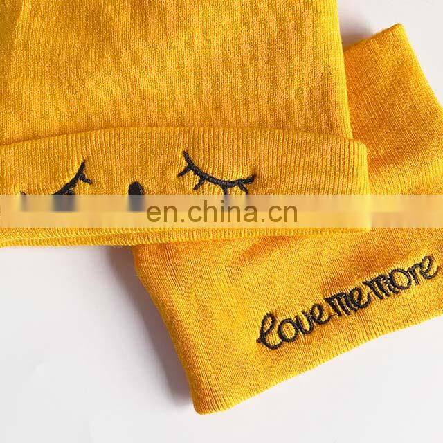 Wholesale Knitted Baby Hat With Pompoms And Neck Warmer