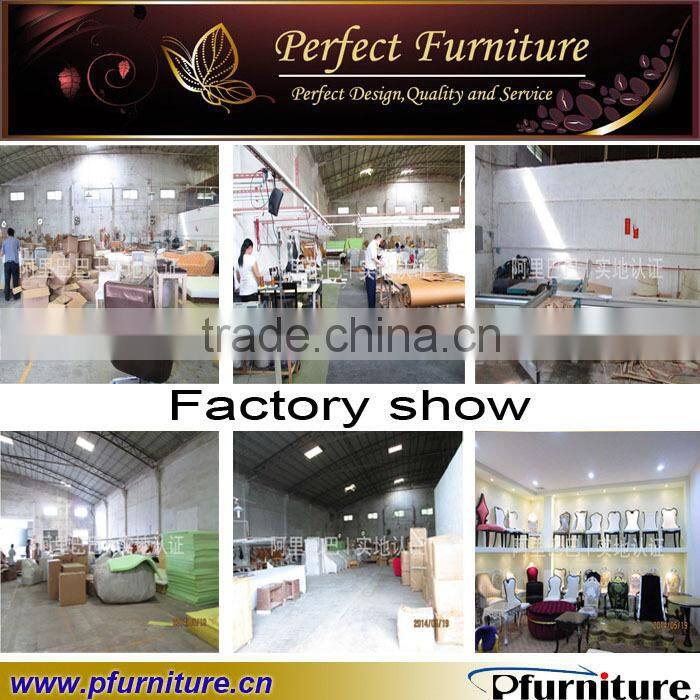 Tiny steel stainless frame table used in office table