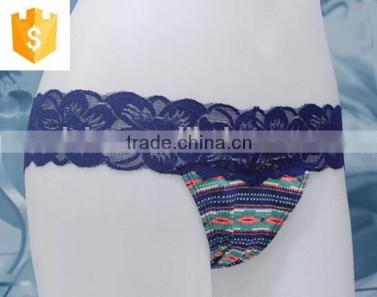 The teen lace g-string with floral photo