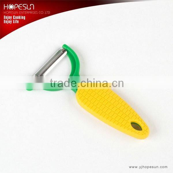 Popular multi-function stainless steel vegetable peeler with plastic handle