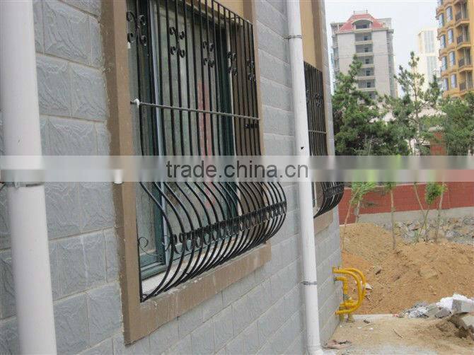 2015 Top-selling wrought iron window fence netting