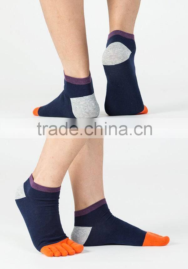 Wholesale winter warm five toe socks coral fleece 5 toe socks new technique seamless print organic cotton socks men toe socks